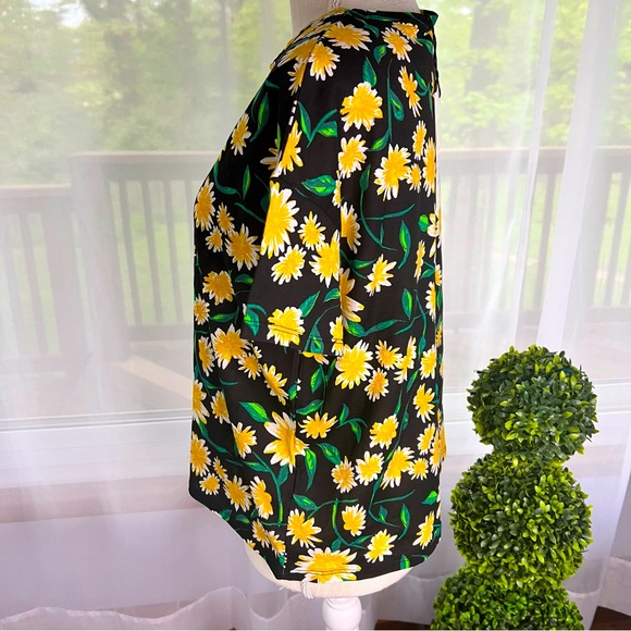 Zara Floral Daisy Print Oversized Tee Size Small NWT - Picture 7 of 9